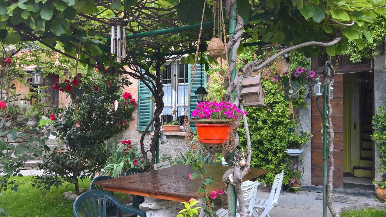 B&B "A Casa Di Camilla" Carate Urio Eksteriør bilde