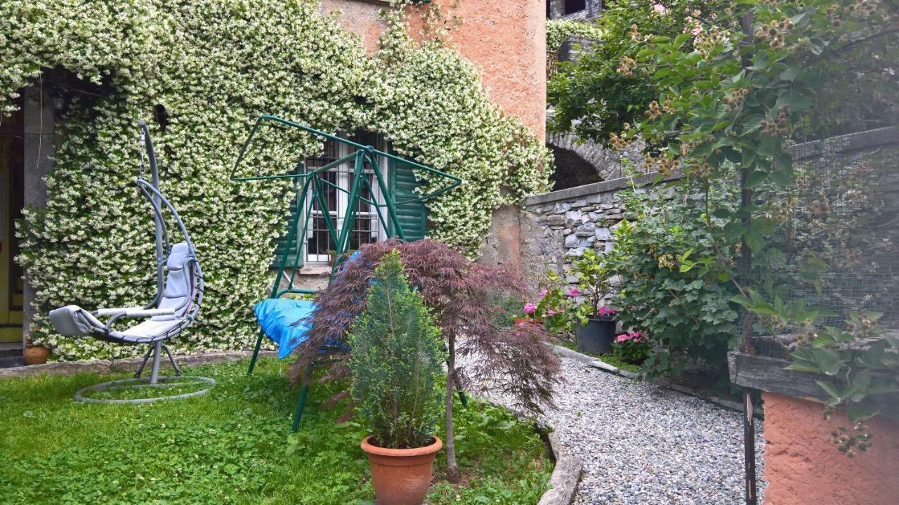 B&B "A Casa Di Camilla" Carate Urio Eksteriør bilde
